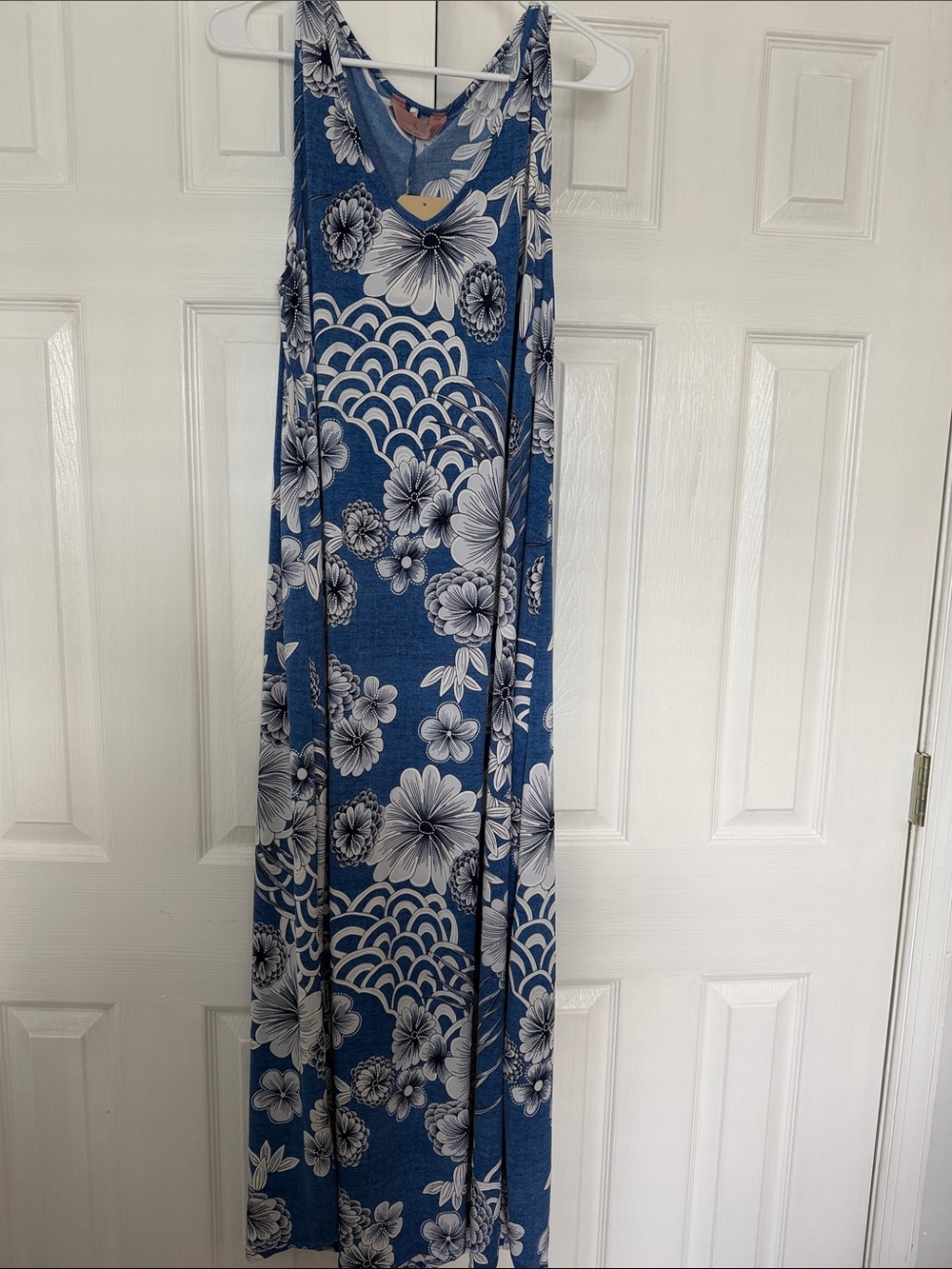 SJS Blue and White Floral Maxi Skirt Size 2X